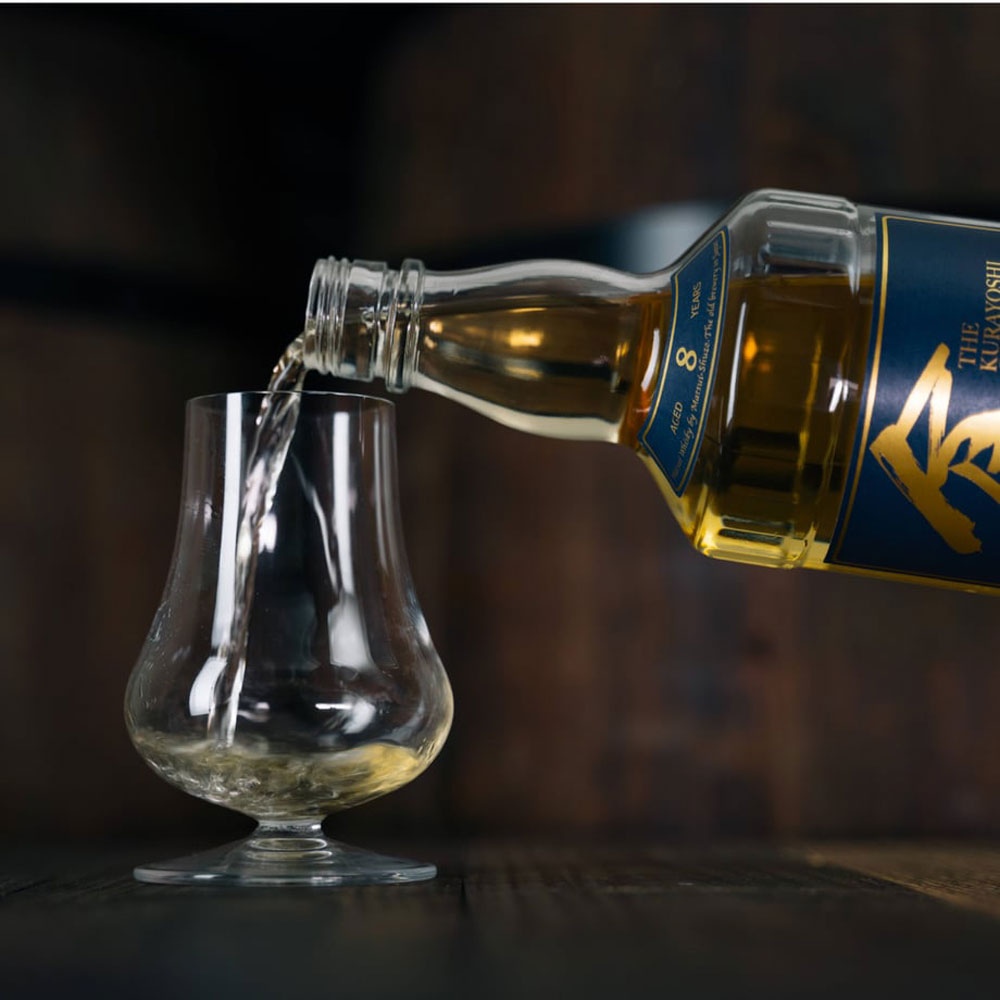 【ギフトカード】明治43年創業 倉吉蒸留所 ピュアモルトウイスキー 倉吉 長期熟成８年 700ml